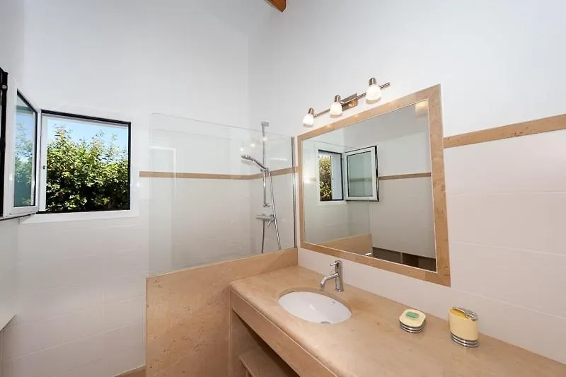 Ficula Vell Beachfront Villa With Private Pool プンタ・グロッサ